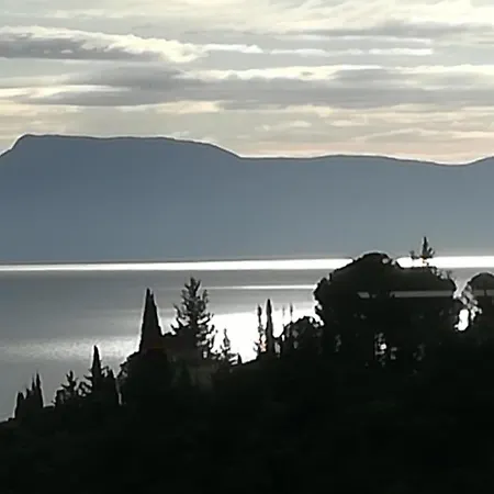 Del Arte, Amazing Sea View, 300m From The Villa